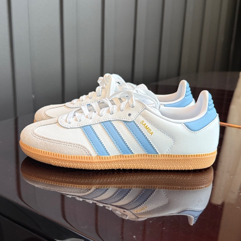 🦋Adidas Samba Juniors Shoes NWOT– Authentic Leather Gum Sole – Classic 3-Stripes - Picture 6 of 10